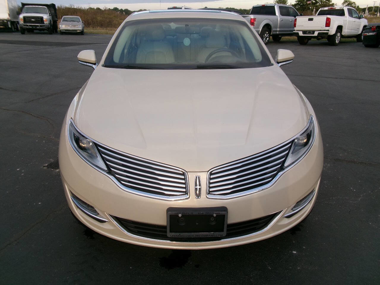 Used 2015 Lincoln MKZ Base 4dr Sedan w/ Equipment Group 102A Reserve image 9