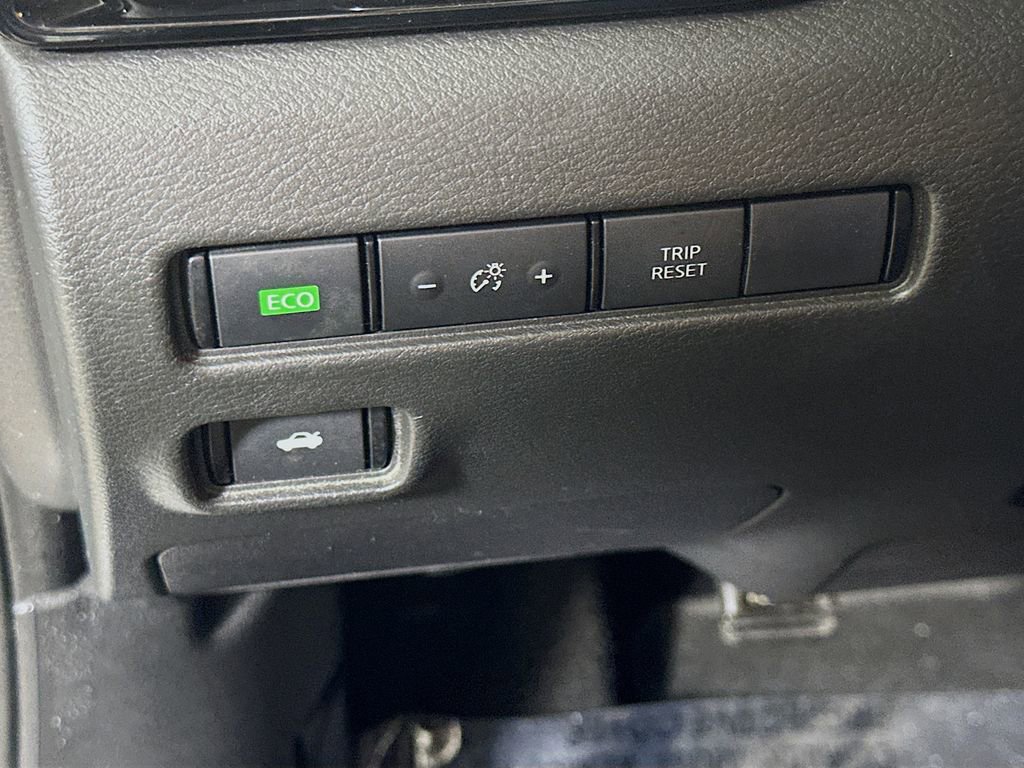 Used 2024 Nissan Sentra SV w/ Trunk Package image 21