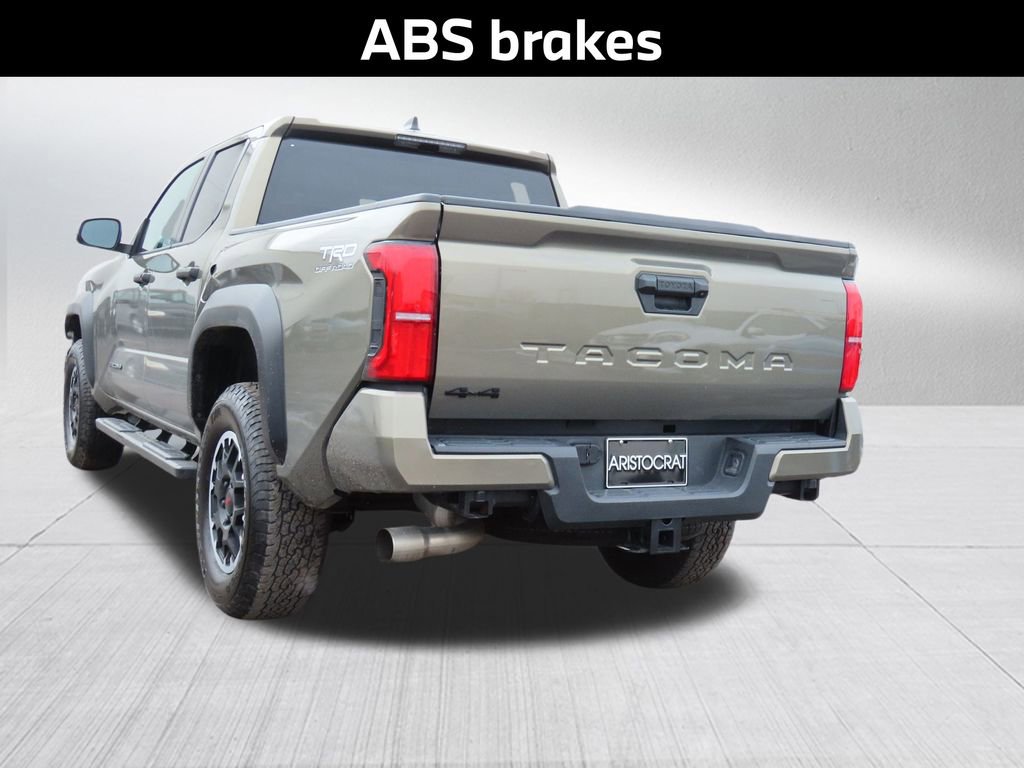 Used 2024 Toyota Tacoma TRD Off-Road image 9
