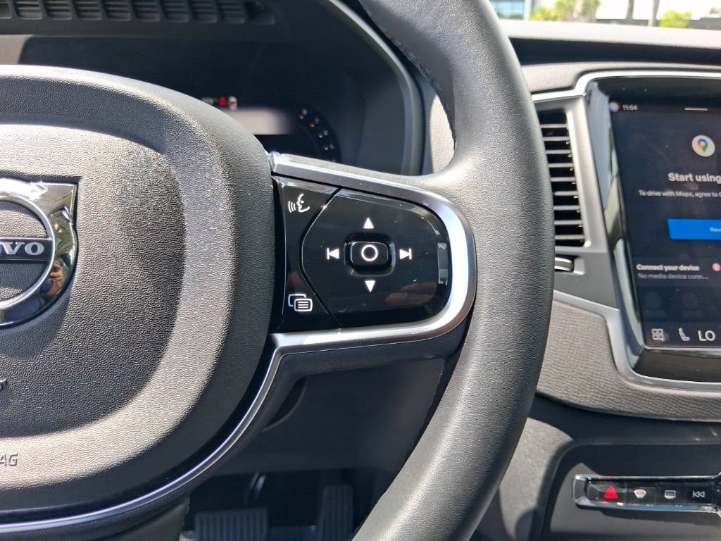 Certified 2025 Volvo XC90 B5 Core w/ Protection Package Premier AWD/4WD image 19