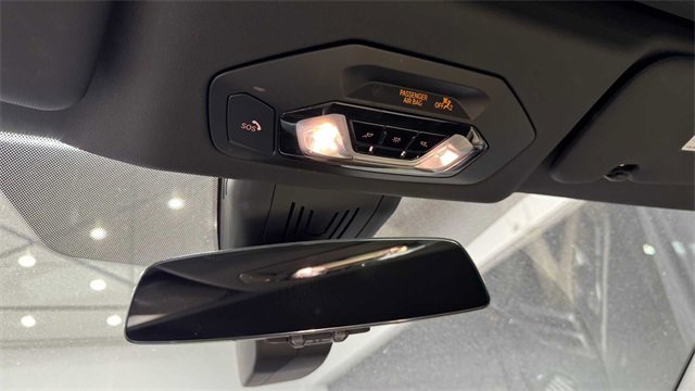 Used 2025 BMW M440i Convertible image 32