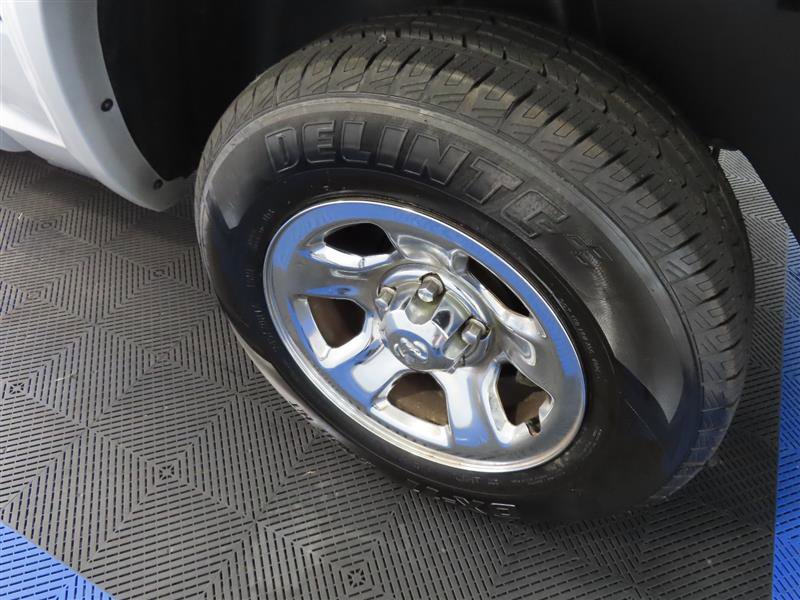 Used 2015 RAM 1500 Laramie w/ Convenience Group image 8