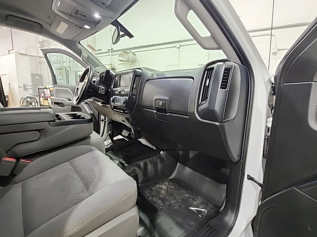 Used 2019 Chevrolet Silverado 2500 W/T AWD/4WD image 25