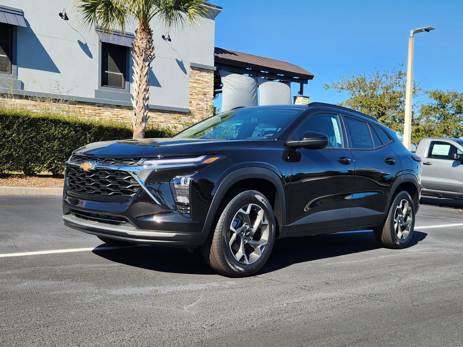 New 2026 Chevrolet Trax LT w/ Driver Confidence Package image 2