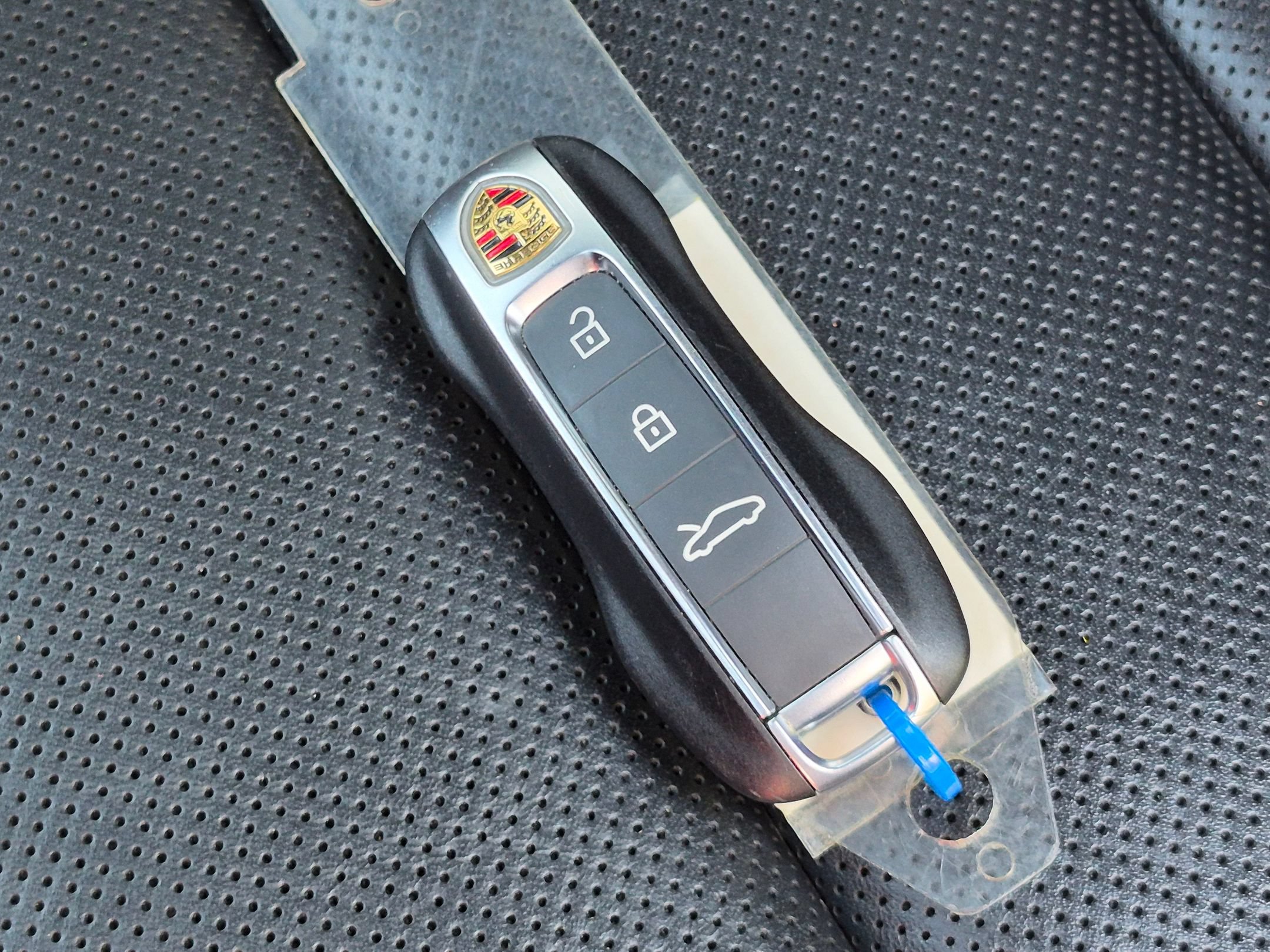 Certified 2020 Porsche 911 Carrera 4S AWD/4WD image 39