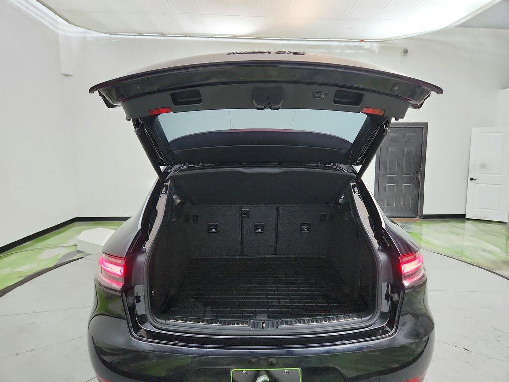 Used 2021 Porsche Macan GTS image 32