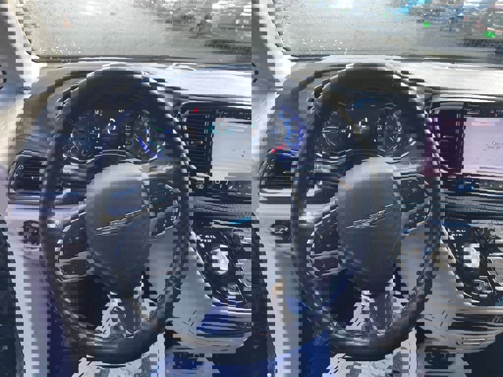 Used 2021 Chrysler Pacifica Touring-L image 15