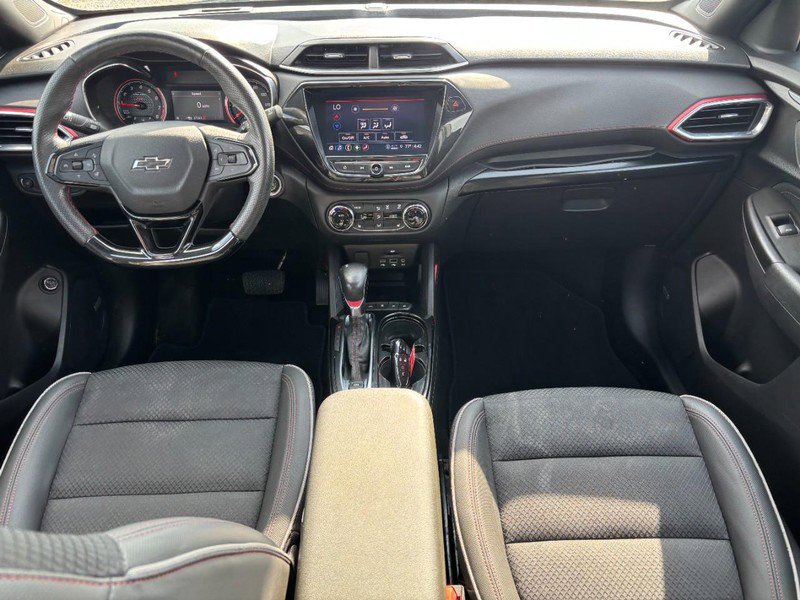 Used 2022 Chevrolet TrailBlazer RS w/ Sun and Liftgate Package FWD image 15