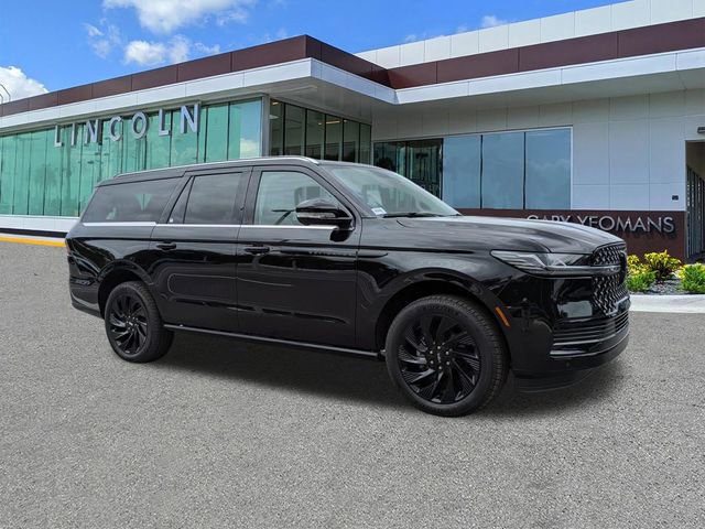 New 2026 Lincoln Navigator L Black Label AWD/4WD image 2