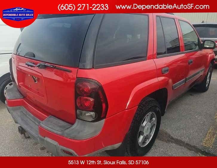 Used 2002 Chevrolet TrailBlazer LT w/ Preferred Equipment Group AWD/4WD image 1
