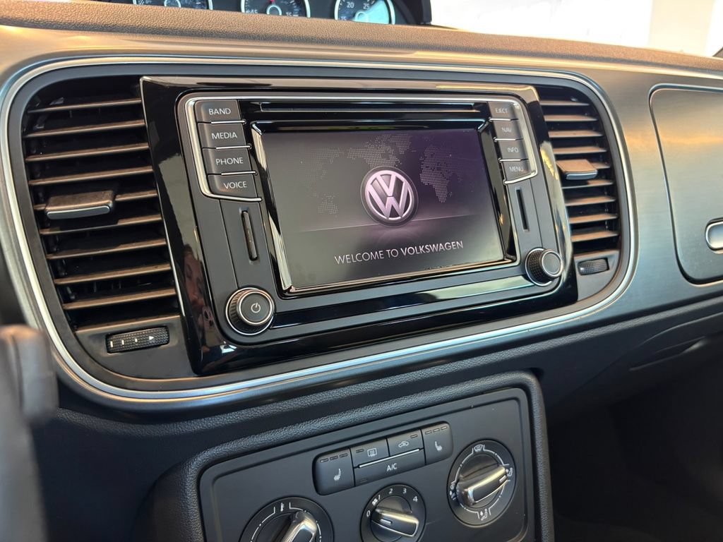 Used 2016 Volkswagen Beetle R-Line SEL FWD image 20