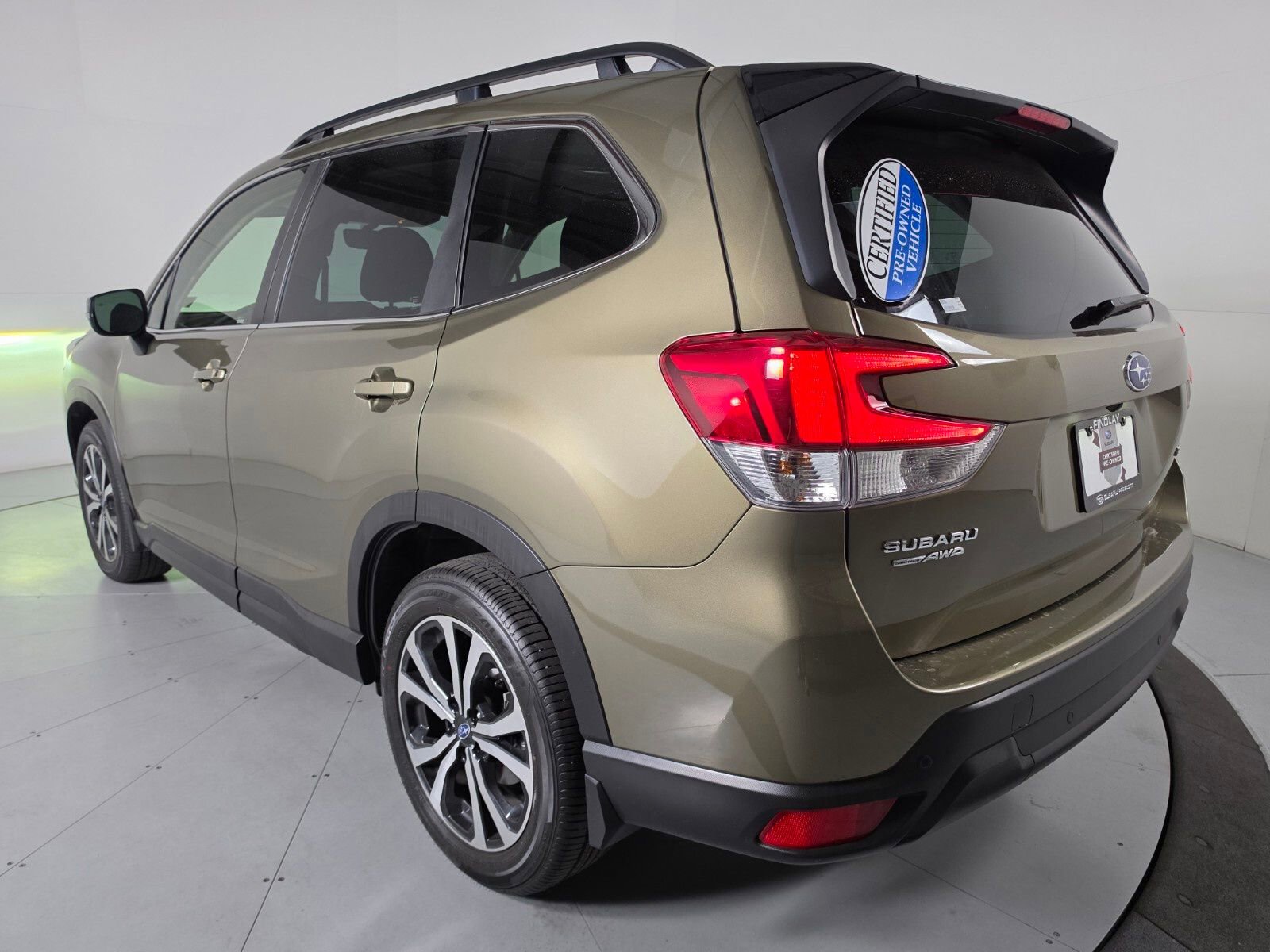 Certified 2024 Subaru Forester Limited AWD/4WD image 3