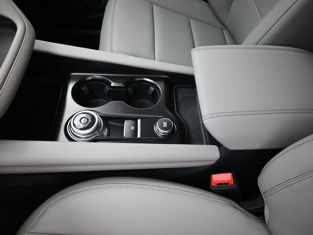 New 2026 Ford Explorer Active w/ Active Comfort Package image 20