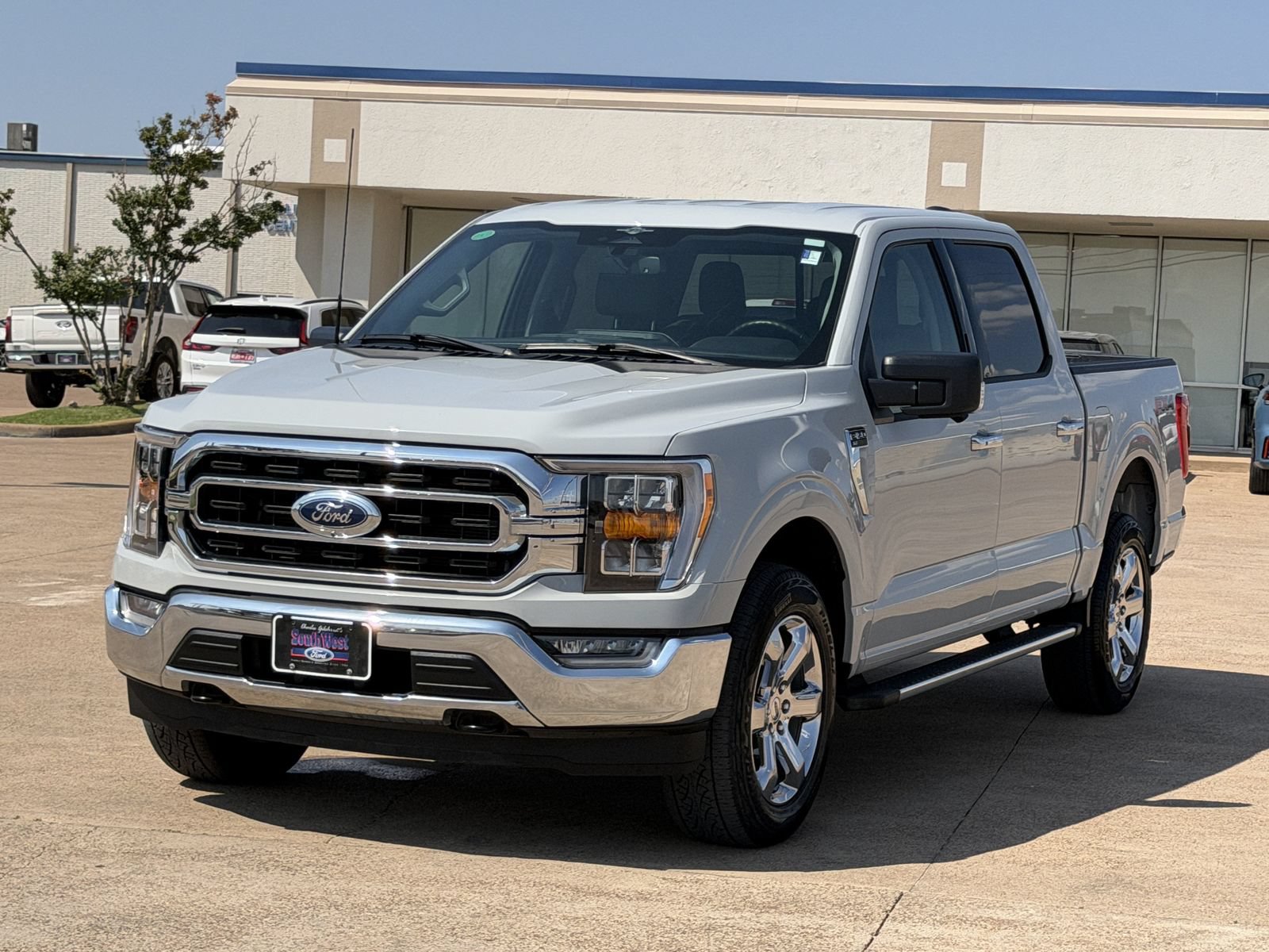 Used 2023 Ford F150 XLT w/ Equipment Group 302A High AWD/4WD image 8