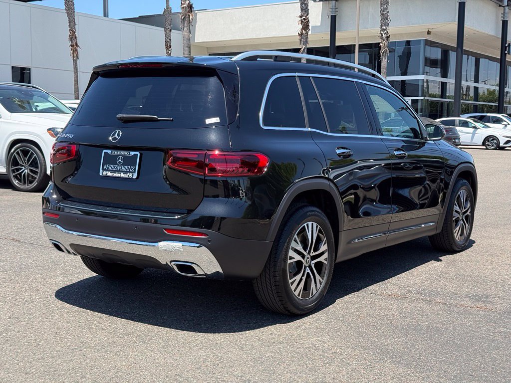 New 2026 Mercedes-Benz GLB 250 image 8