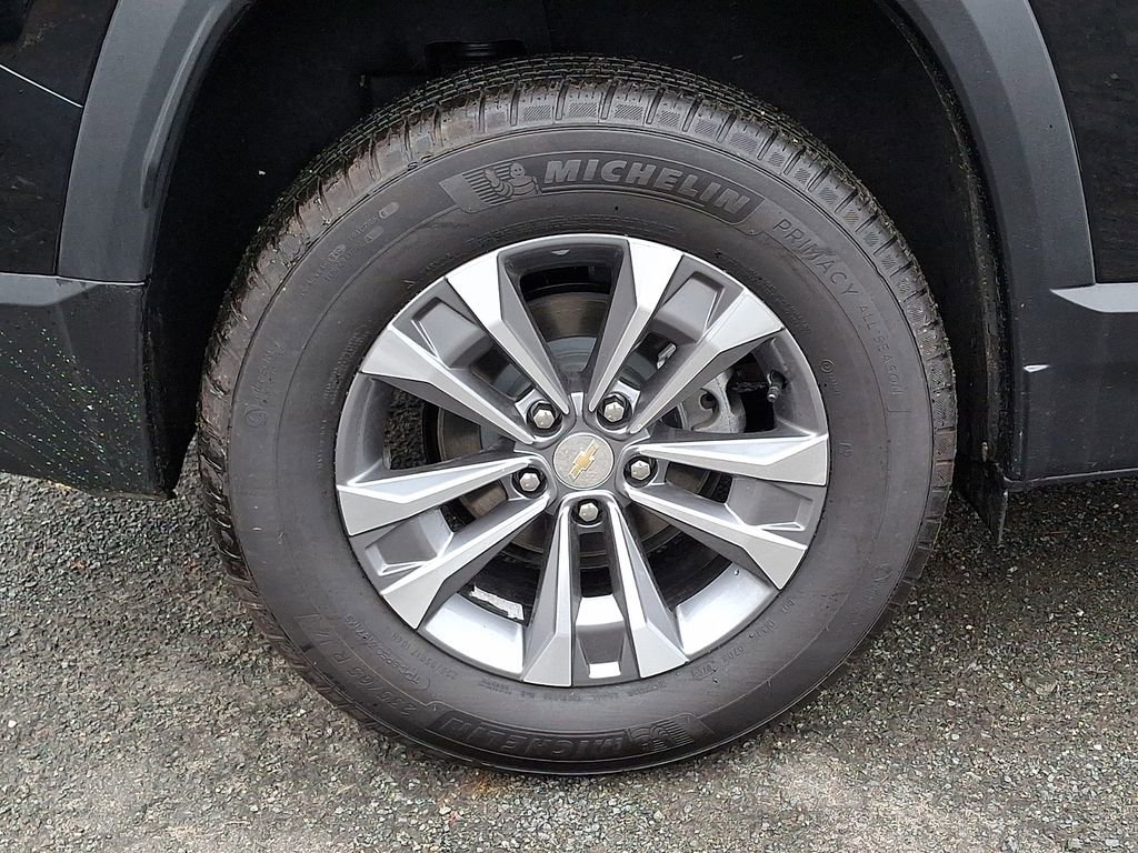 Used 2026 Chevrolet Equinox LT w/ Convenience Package II image 34
