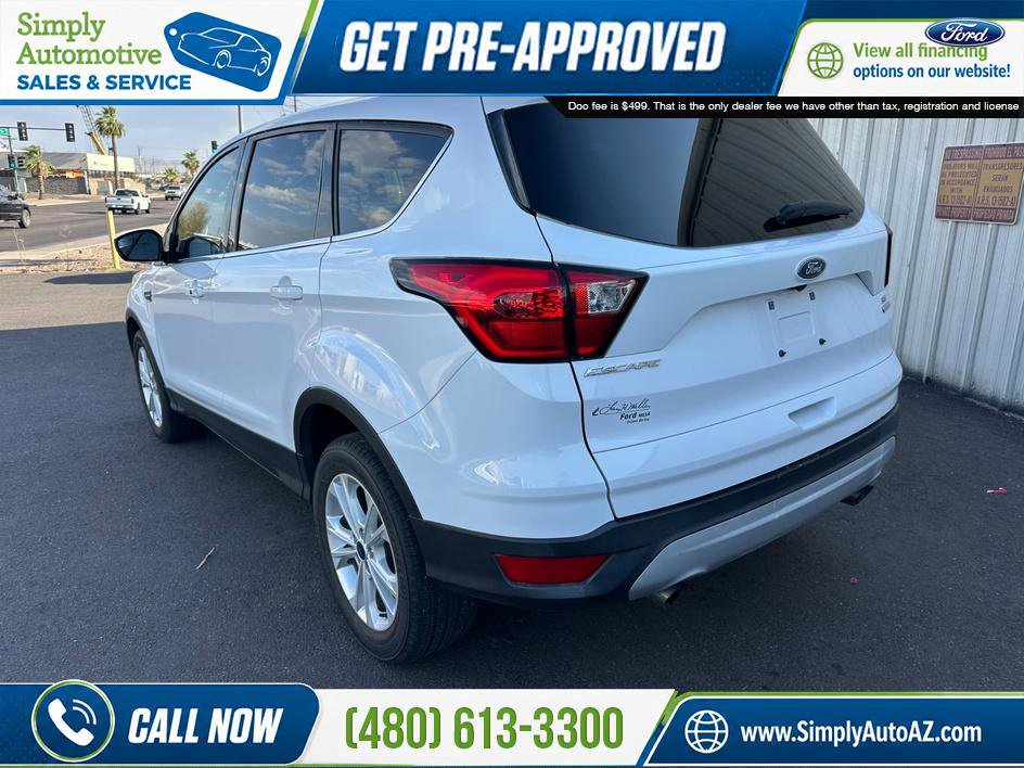 Used 2019 Ford Escape SE FWD image 8