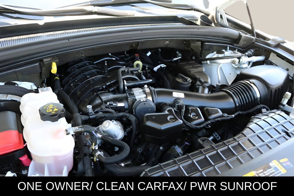 Used 2023 Jeep Grand Cherokee L Laredo RWD image 9