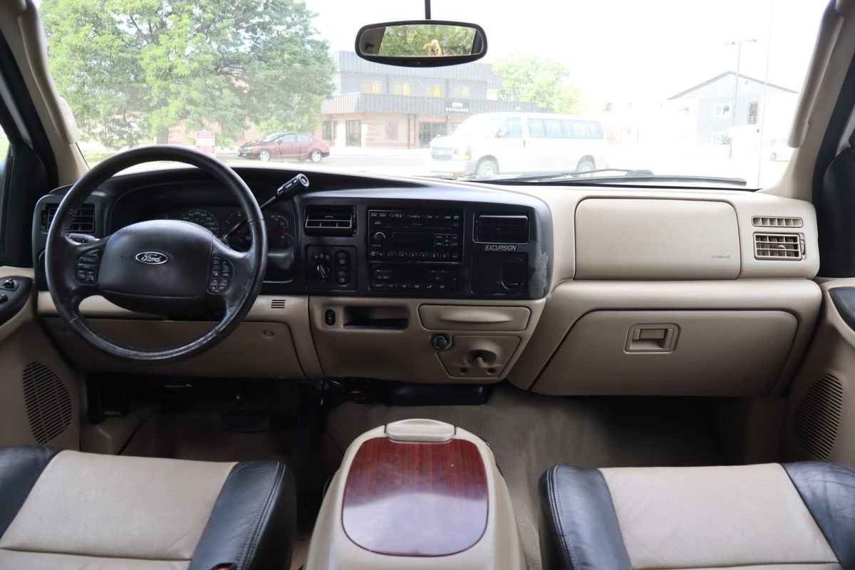 Used 2005 Ford Excursion Eddie Bauer AWD/4WD image 16