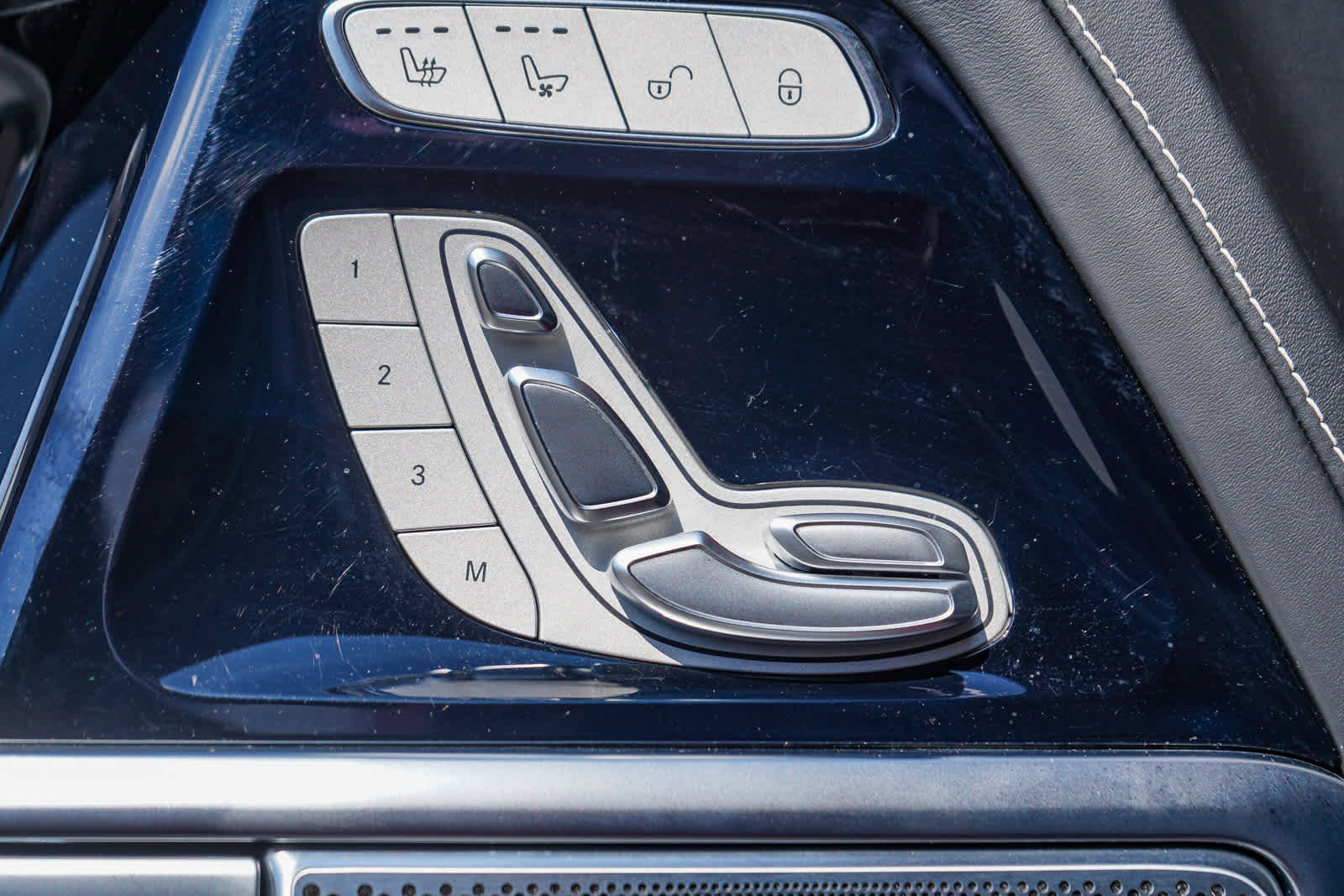 Used 2021 Mercedes-Benz G 550 image 22