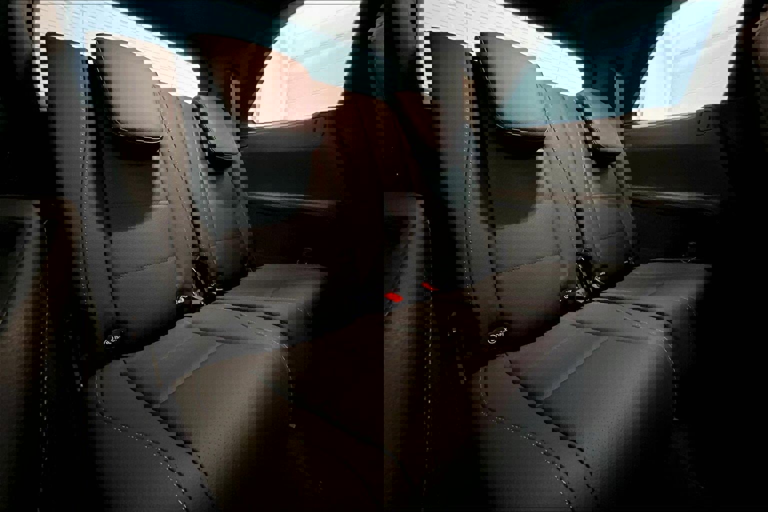 Used 2026 Mercedes-Benz GLS 450 4MATIC image 34