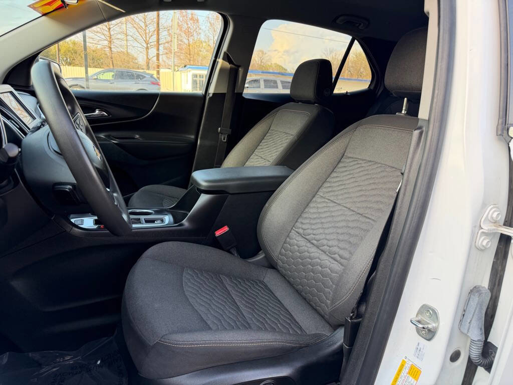 Used 2021 Chevrolet Equinox LT w/ LPO, Cargo Package AWD/4WD image 10