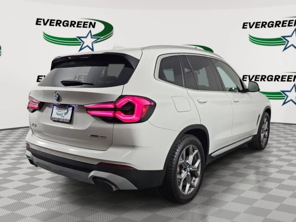 Used 2024 BMW X3 xDrive30i AWD/4WD image 5
