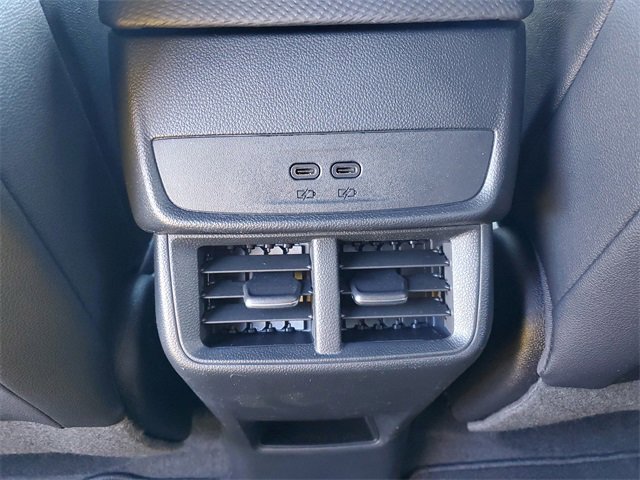 New 2026 Chevrolet Equinox LT w/ Convenience Package II image 11