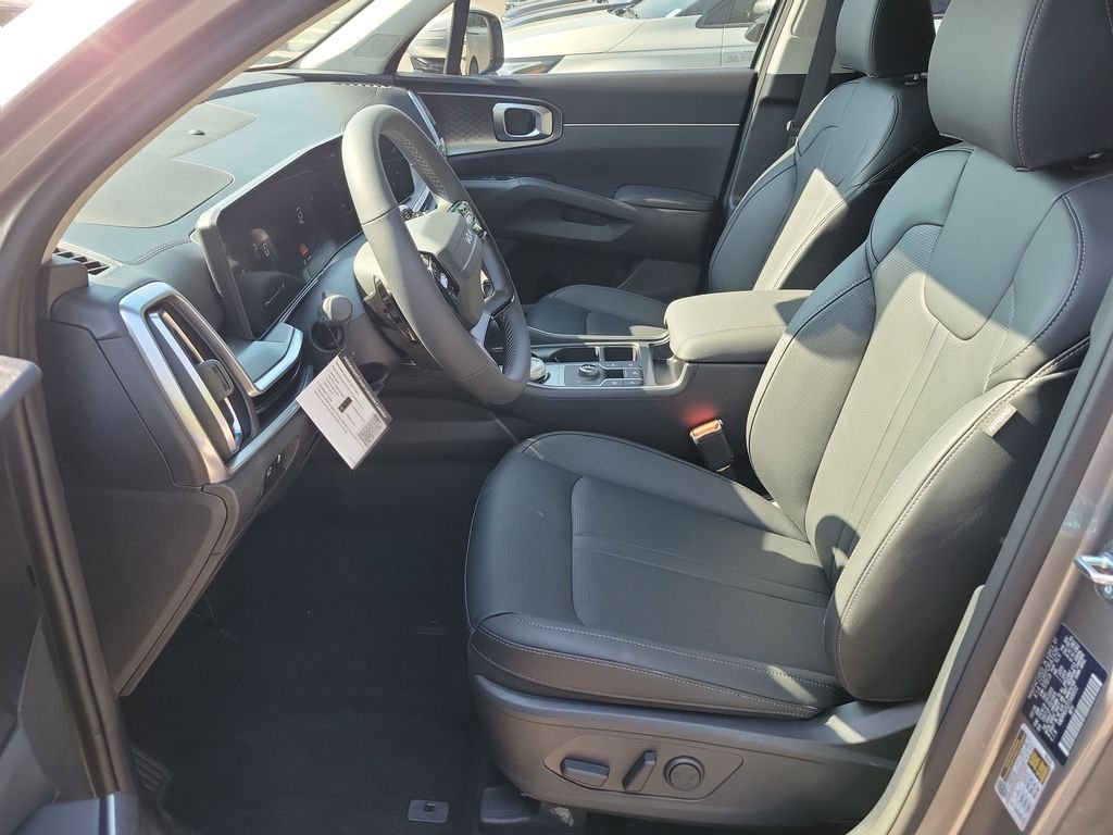 New 2026 Kia Sorento EX w/ EX Premium Package AWD/4WD image 23