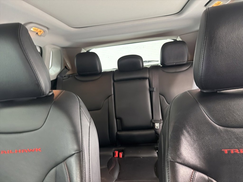 Used 2022 Jeep Compass Trailhawk w/ Trailhawk Elite Group image 15