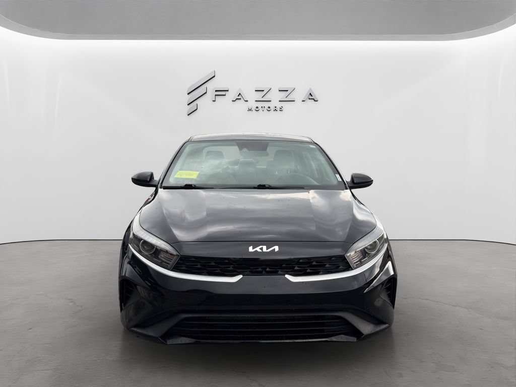 Used 2022 Kia Forte LXS FWD image 12