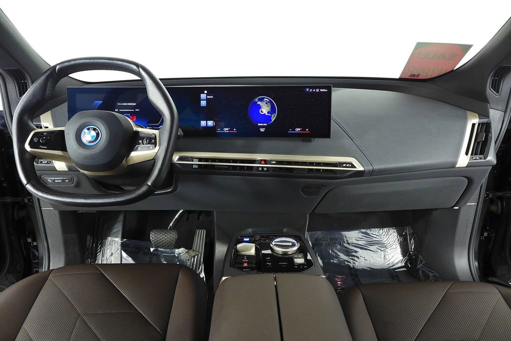Used 2023 BMW iX xDrive50 w/ Sport Package AWD/4WD image 24
