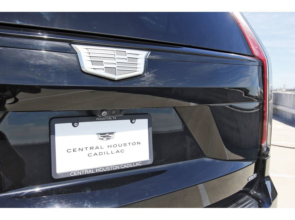 Used 2021 Cadillac Escalade Premium Luxury image 32