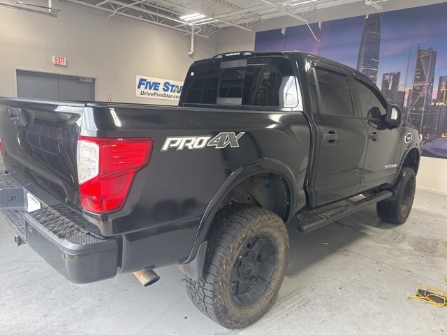 Used 2017 Nissan Titan PRO-4X image 5