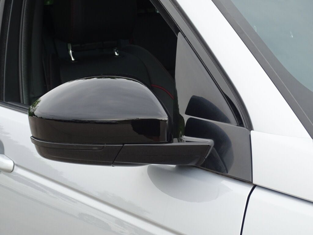 Used 2022 Land Rover Discovery Sport S R-Dynamic image 7