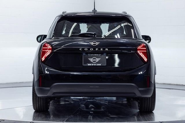 New 2026 MINI Cooper 4-Door Hardtop image 7