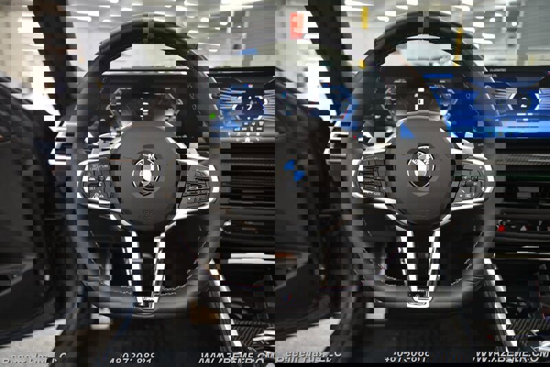 Used 2025 BMW M440i Convertible image 19