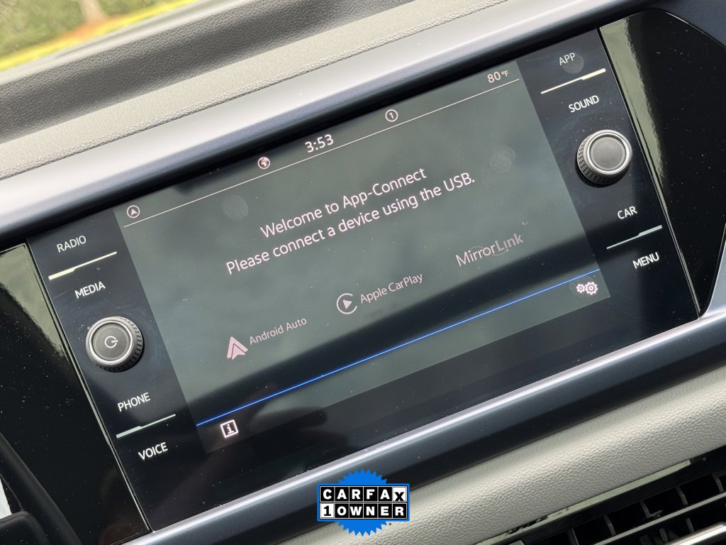 Used 2023 Volkswagen Taos SE w/ Panoramic Sunroof Package image 28