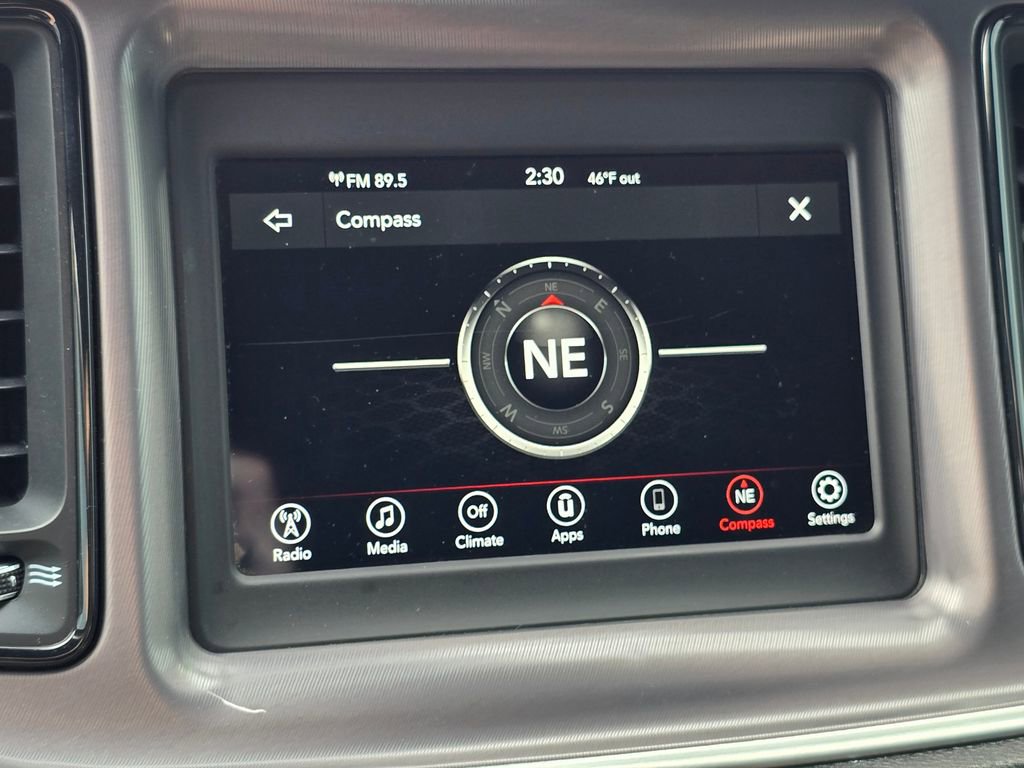 Used 2019 Dodge Challenger SXT image 31