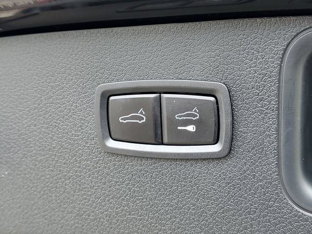 Used 2019 Porsche Macan AWD/4WD image 8