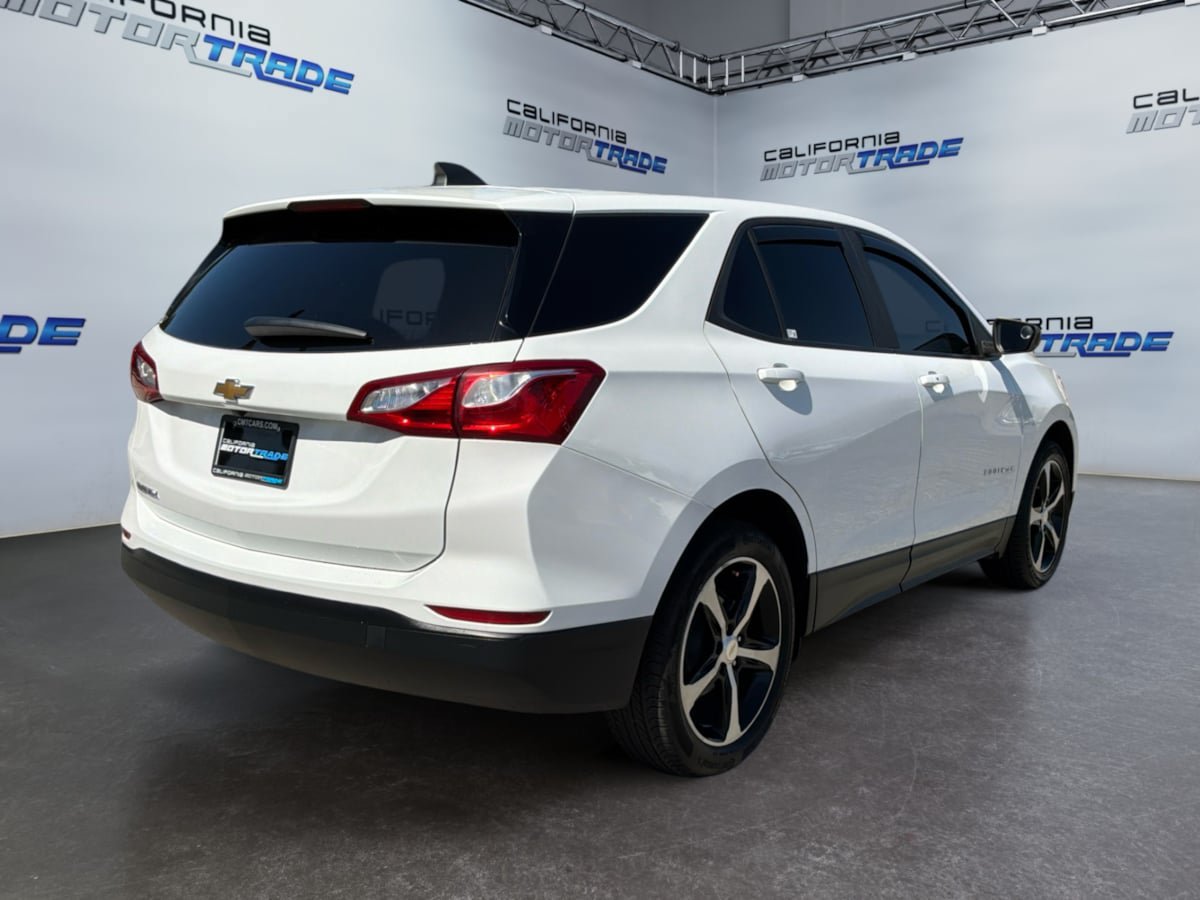 Used 2021 Chevrolet Equinox LS w/ LS Convenience Package FWD image 5