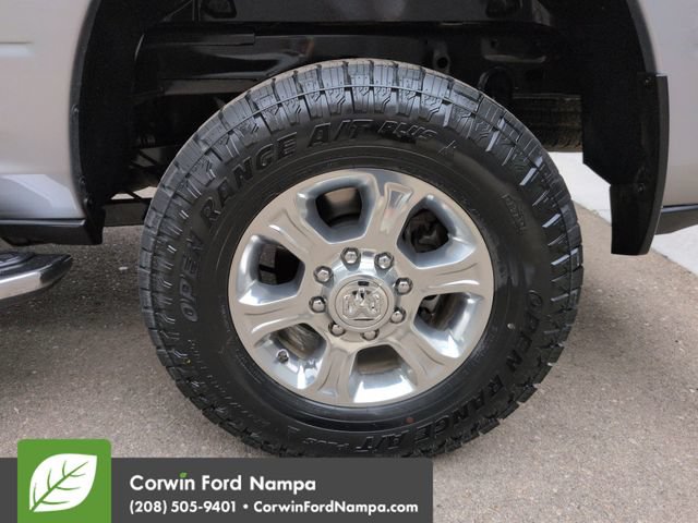 Used 2024 RAM 2500 Big Horn w/ Sport Appearance Package AWD/4WD image 32