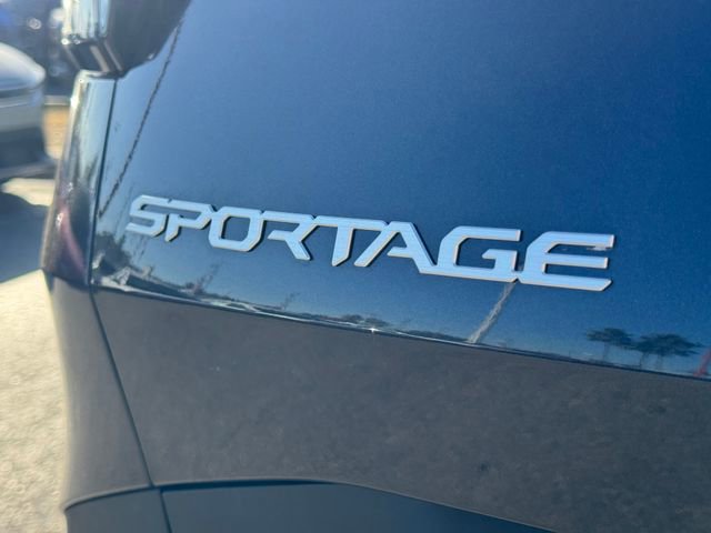 New 2026 Kia Sportage LX image 8
