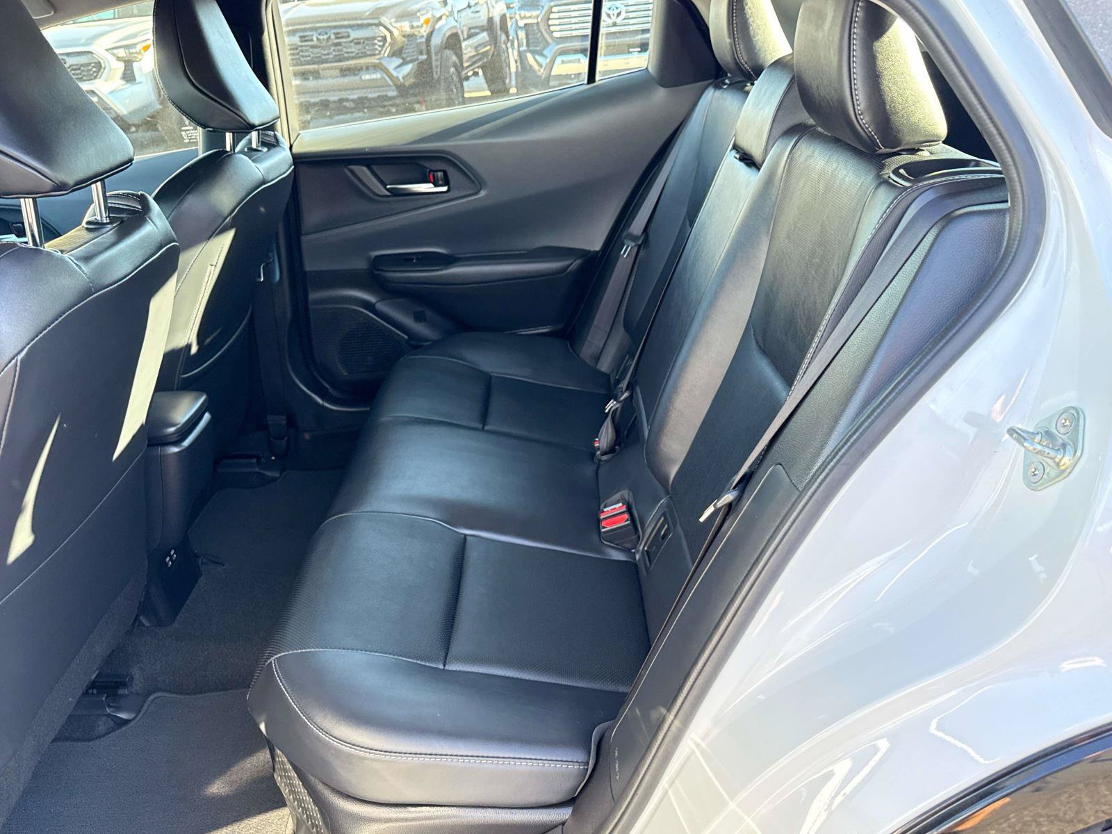 Used 2025 Toyota Prius XLE FWD image 13