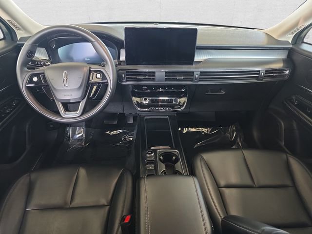 Used 2023 Lincoln Corsair AWD image 9