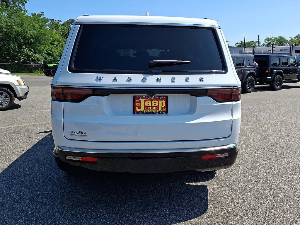 Certified 2023 Jeep Wagoneer 4WD image 5