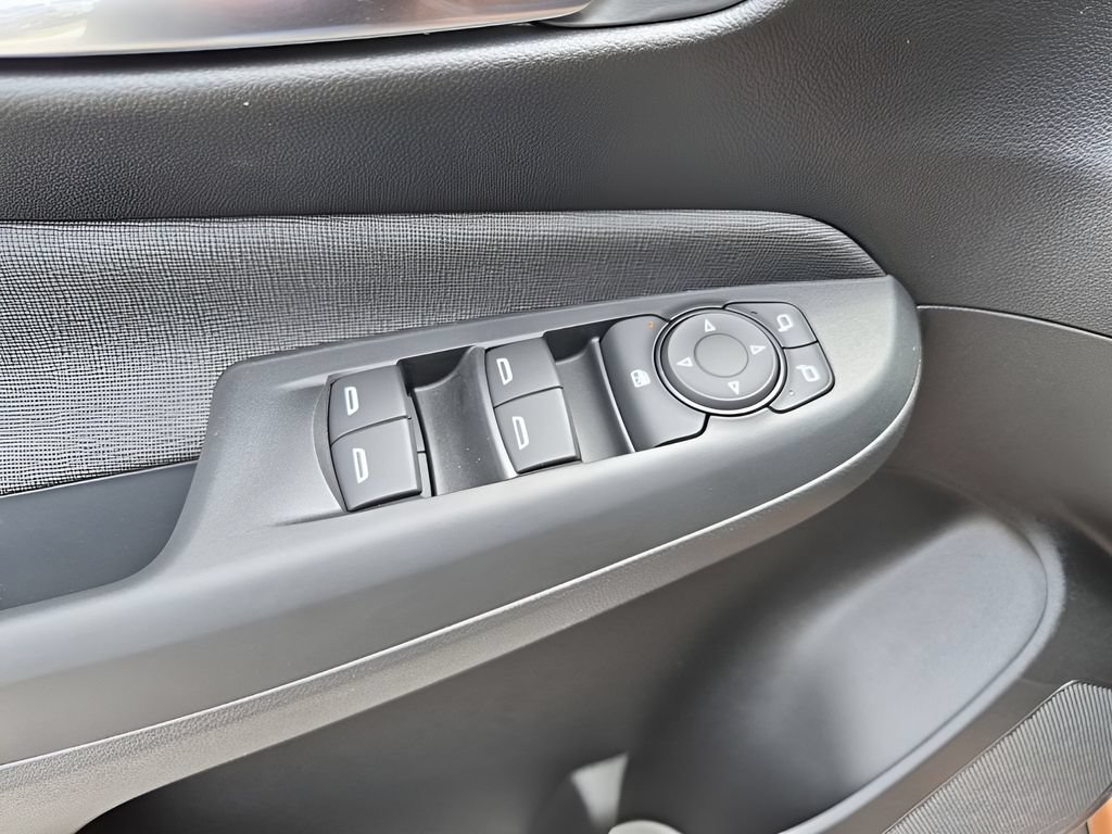 New 2026 Buick Envista Sport Touring w/ Convenience I Package FWD image 31