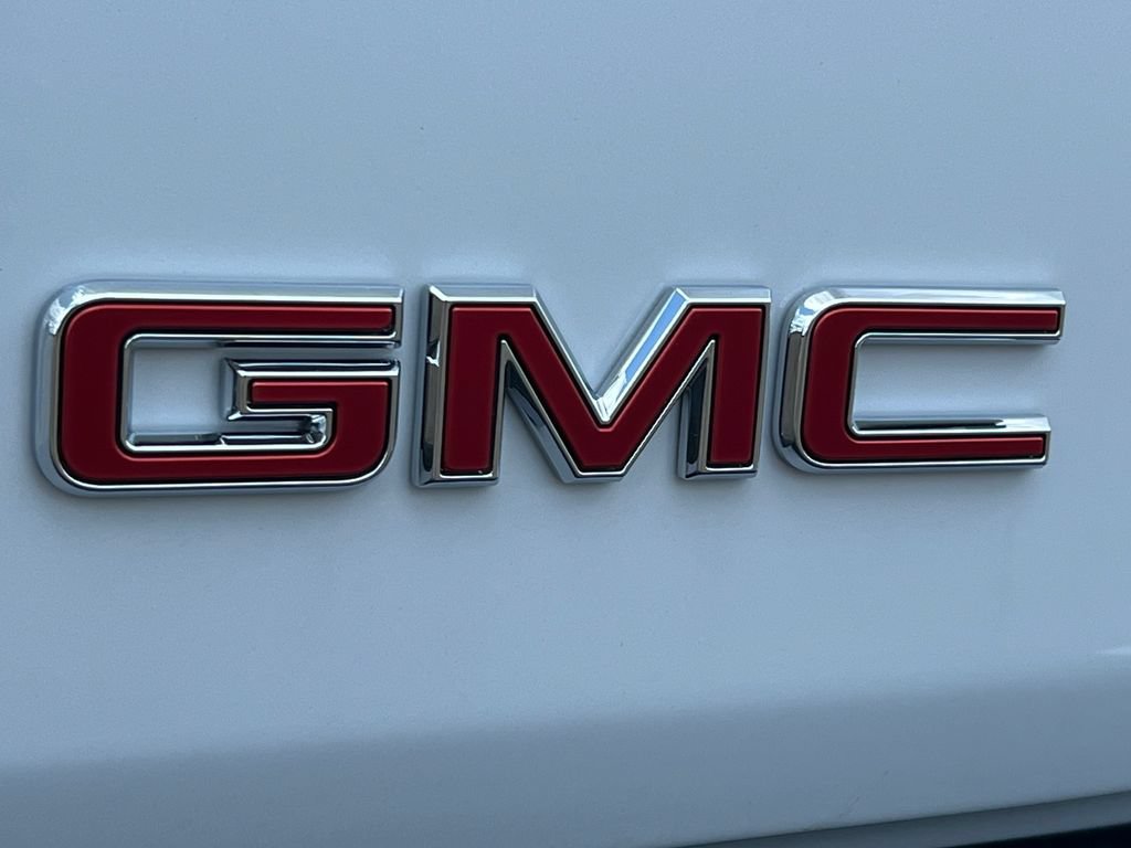 New 2026 GMC Yukon Denali w/ Sun & Power Step Package AWD/4WD image 52