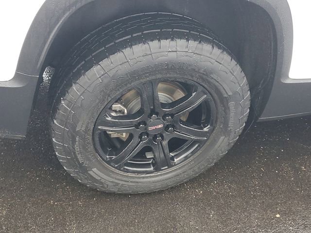 Certified 2023 GMC Acadia AT4 w/ Trailering Package image 5