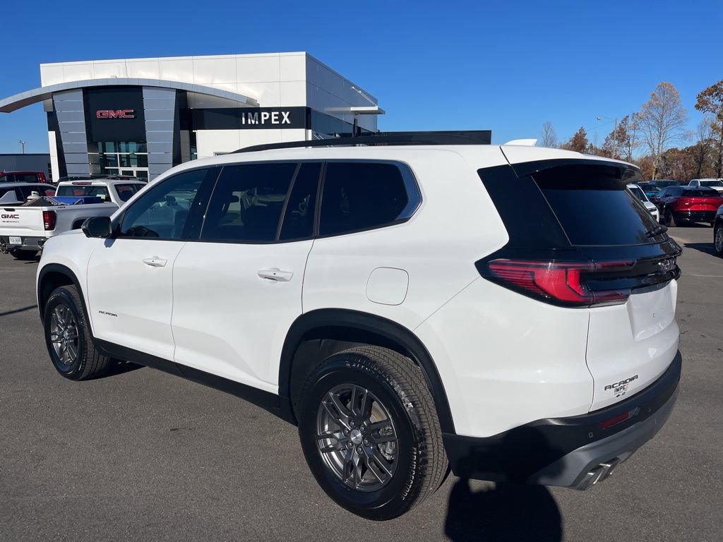 Used 2025 GMC Acadia Elevation FWD image 3